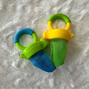 Set of 2 Munchkin Fresh Food Feeder